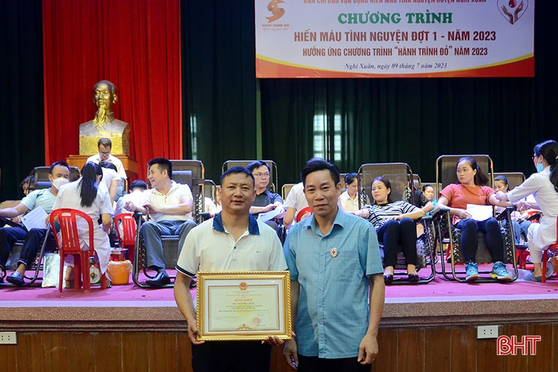 Nghi Xuân tiếp nhận 269 đơn vị máu tình nguyện