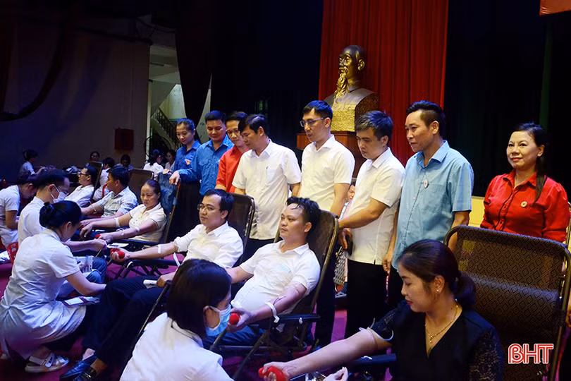 Nghi Xuân tiếp nhận 269 đơn vị máu tình nguyện