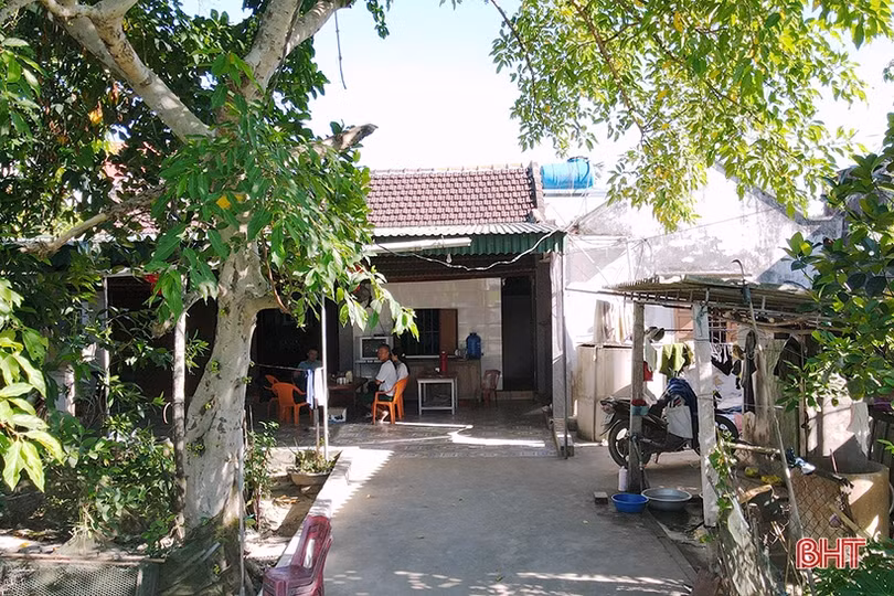 Nữ sinh nghèo được tuyển thẳng vào 4 trường đại học lớn