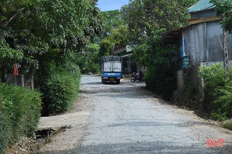 Đường huyết mạch ở vùng thượng Kỳ Anh xuống cấp nghiêm trọng