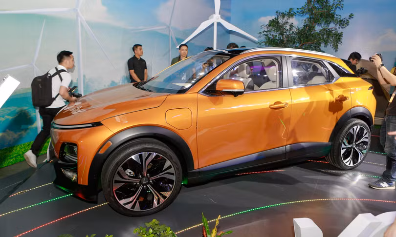 VinFast VF 6 - crossover cỡ B cạnh tranh xe xăng