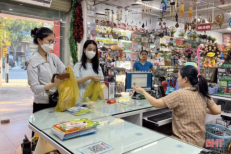 Đảm bảo cung ứng đủ sách giáo khoa cho thị trường Hà Tĩnh