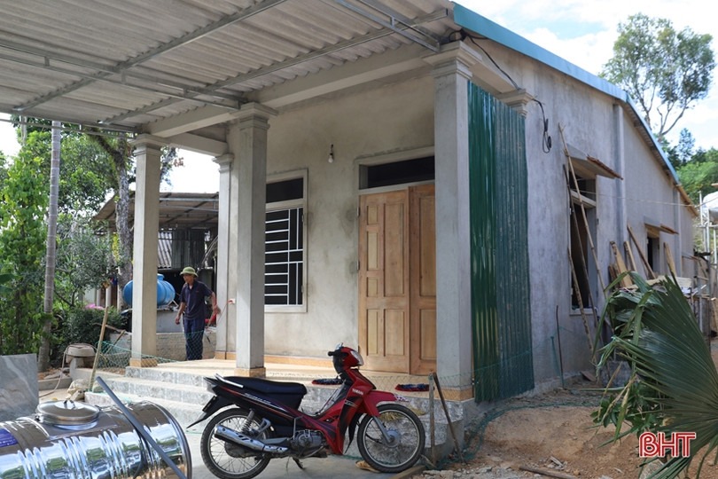 Hỗ trợ nhà nhân ái cho hộ cận nghèo ở Hương Sơn