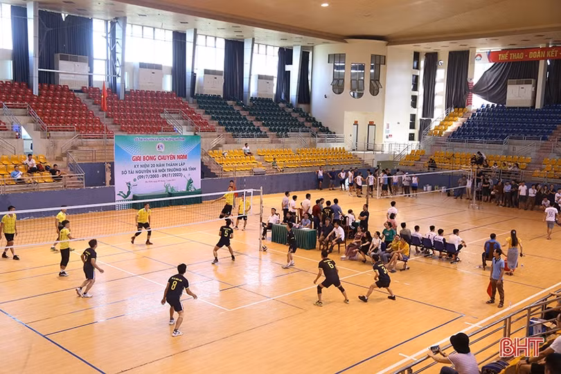 Sở TN&MT vô địch giải bóng chuyền nam mừng 20 năm thành lập 