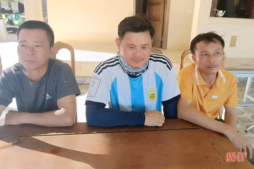 Hà Tĩnh: Cứu hộ cứu nạn thành công 3 ngư dân gặp nạn trên biển