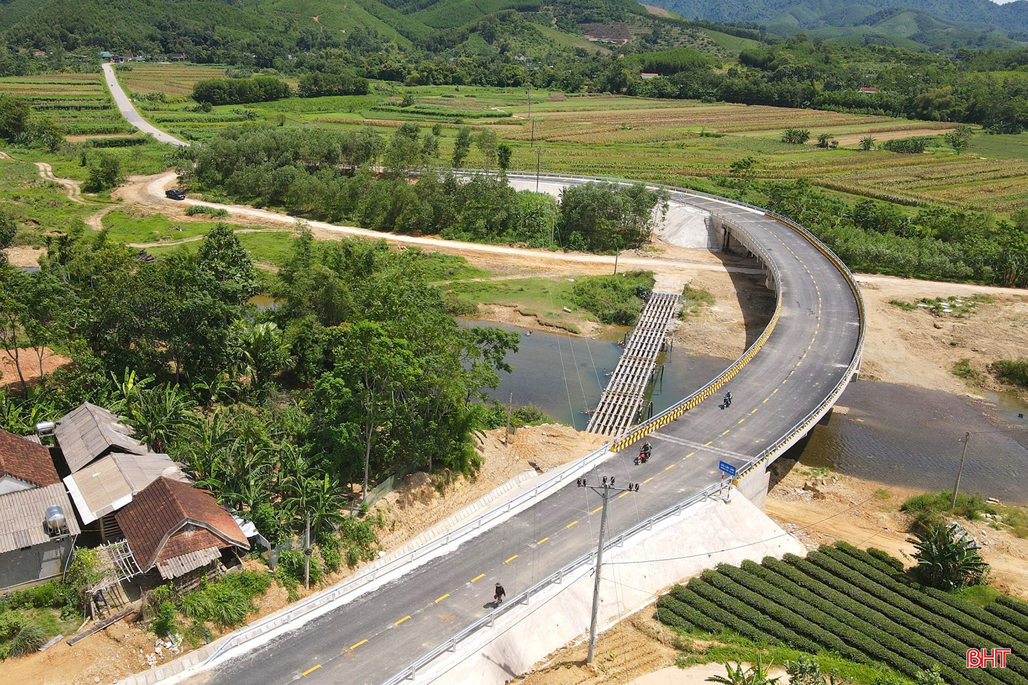 bqbht_br_cau-tran-lam-linh-9cc.jpg