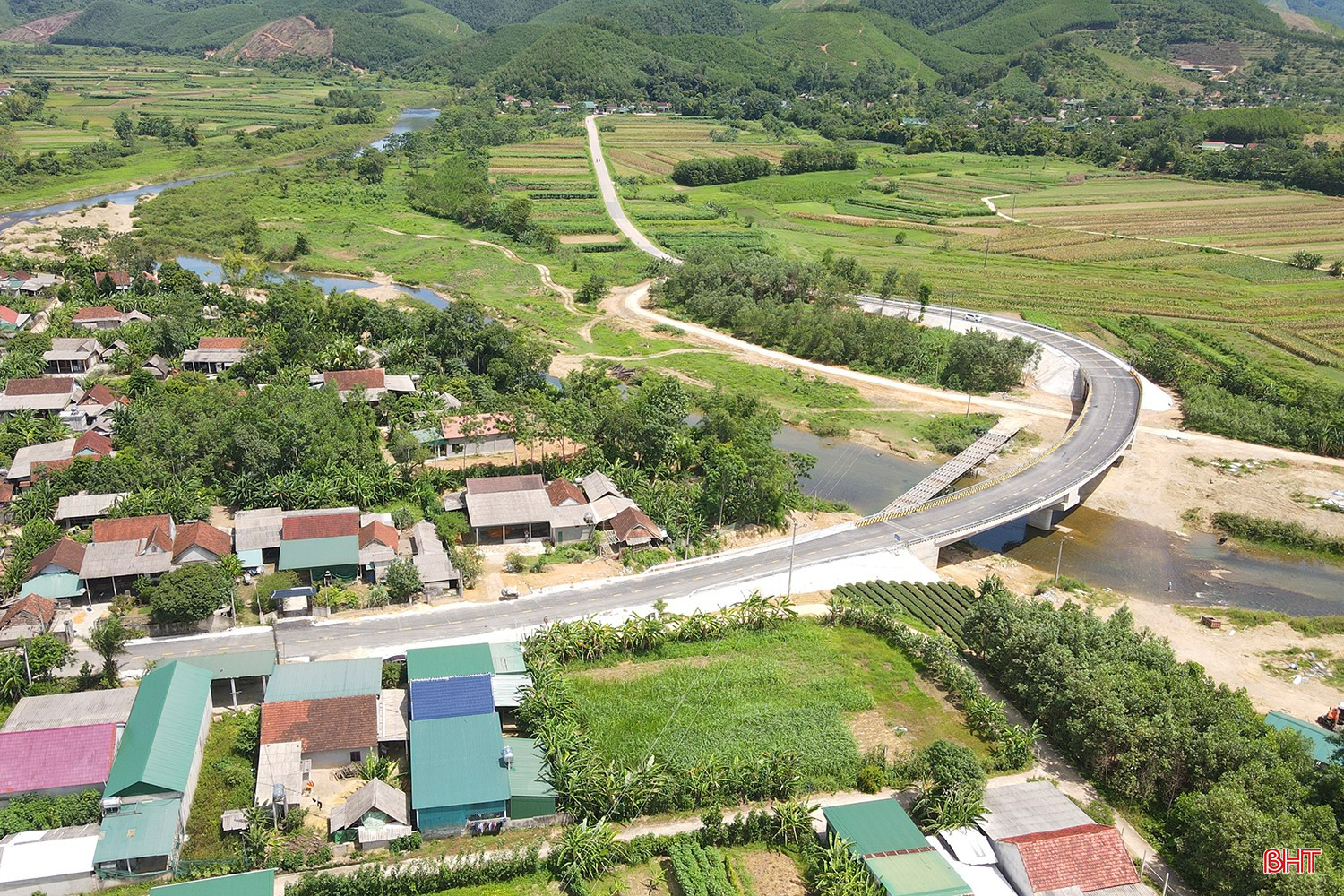 bqbht_br_cau-tran-lam-linh-9cd.jpg
