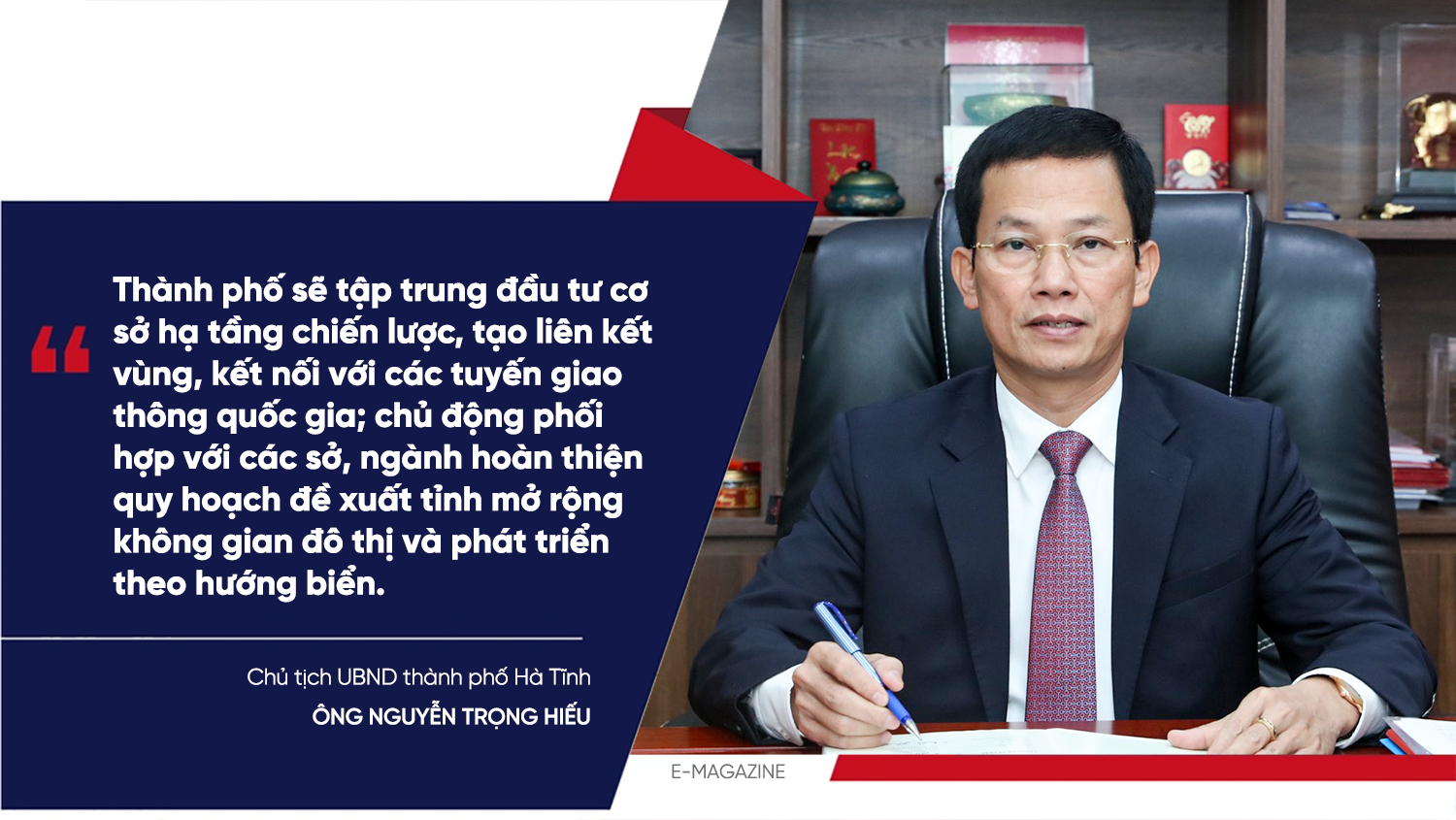 Thành Sen trong nắng mới