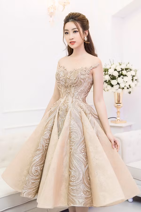 10 my nhan viet mac dep nhat tuan
