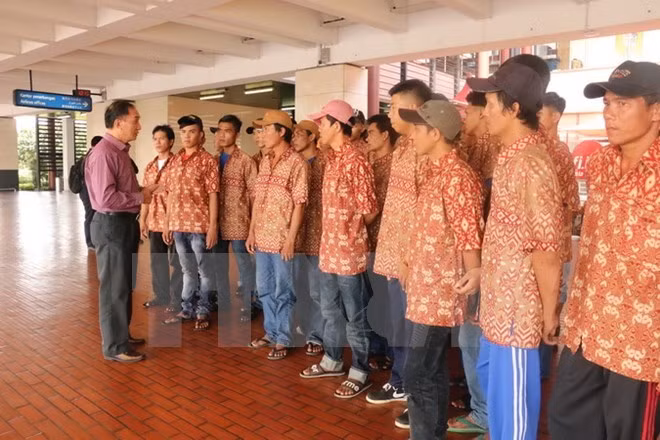 thai lan trao tra 9 ngu dan viet nam bi bat giu tu thang 8 2016