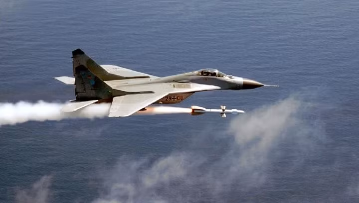 tiem kich mig 29 sat thu can chien huyen thoai cua khong quan nga