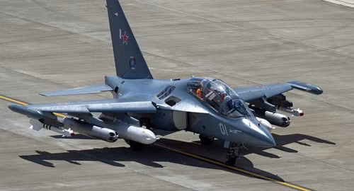 yak 130 may bay da nang cua khong quan nga
