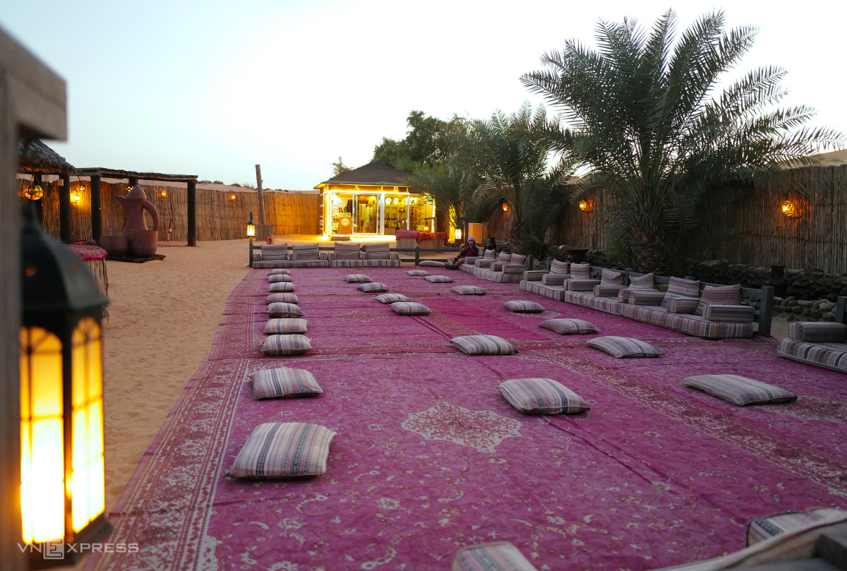 Hoàng hôn trên sa mạc Dubai
