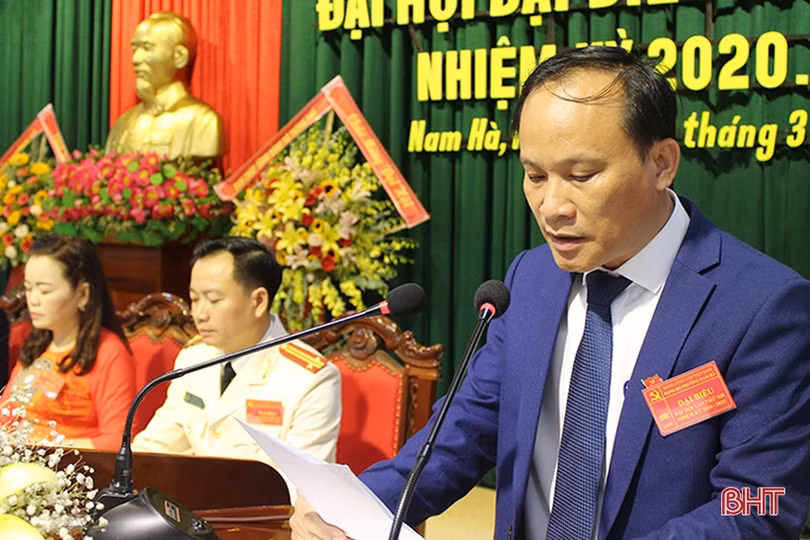 Đại hội Đảng bộ phường Nam Hà trực tiếp bầu Bí thư cấp ủy: Đồng chí Nguyễn Hồng Lĩnh 100% số phiếu
