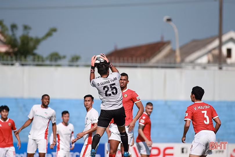 Hồng Lĩnh Hà Tĩnh sẽ là “chú ngựa ô” tại V.League 2020?