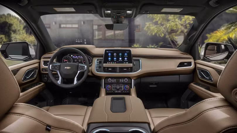 “Khủng long” Chevrolet Suburban 2021 nâng cấp toàn diện, giá không đổi