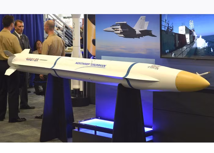Cặp vũ khí mới của Mỹ có thể tiêu diệt S-400 và cả S-500 Nga