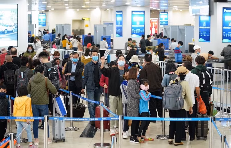  Khách bị từ chối làm thủ tục chuyến bay nếu không đeo khẩu trang