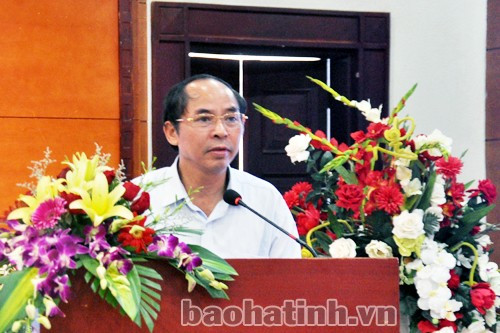 Phó Chủ tịch Thường trực UBND tỉnh Nguyễn Thiện yêu cầu các học viên thực hiện đúng quy chế lớp học; học tập nghiêm túc nhằm tiếp thu kiến thức để vận dụng vào tình hình thực tế của địa phương