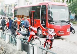 Công điện chấn chỉnh tình trạng "xe dù, bến cóc" ảnh 1