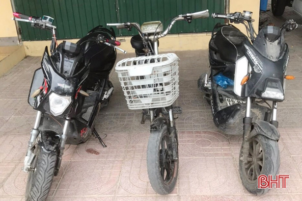 Bắt nhóm đối tượng trộm xe máy điện tại TP Hà Tĩnh