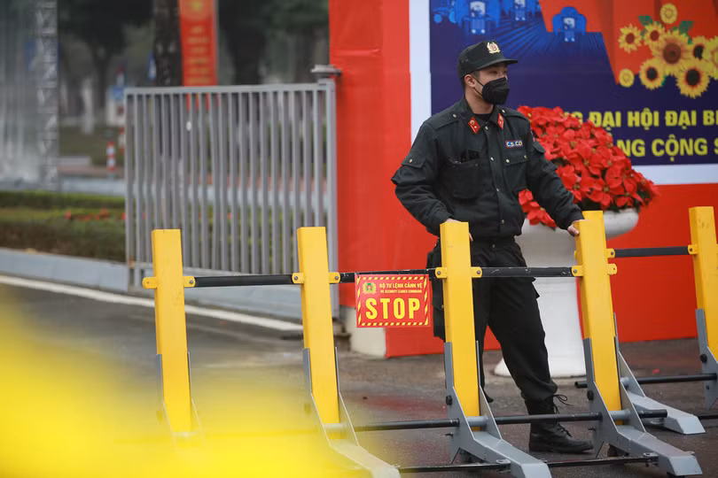 Thắt chặt an ninh để đảm bảo an toàn cho Đại hội XIII của Đảng
