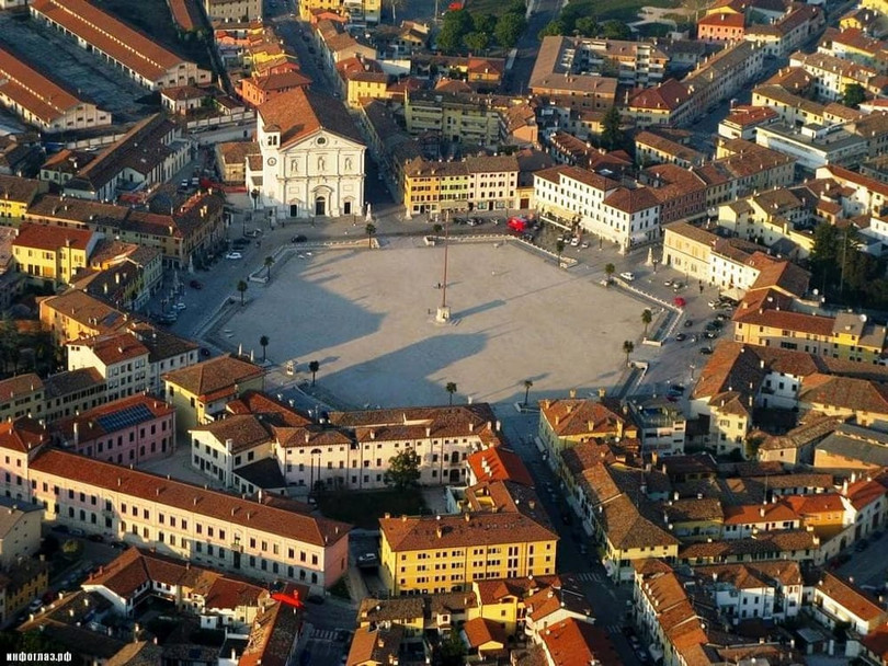 Các thành phố có quy hoạch độc đáo nhìn từ trên cao