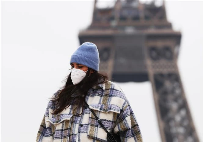 Mỹ gần 450.000 người tử vong vì Covid-19; Pháp đóng cửa biên giới với ngoài EU