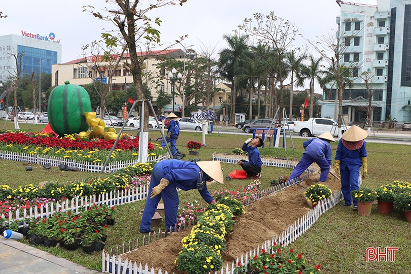 TP Hà Tĩnh chi 4,5 tỷ đồng khoác áo mới” đón xuân Tân Sửu