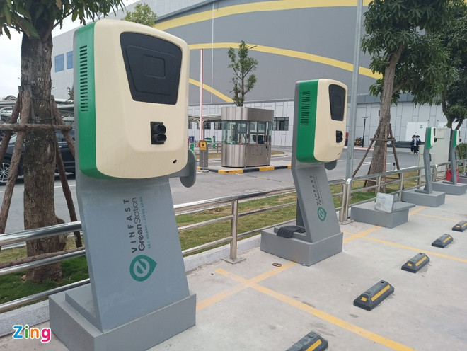 VinFast xây dựng trạm sạc cho xe máy và ôtô điện tại Hà Nội