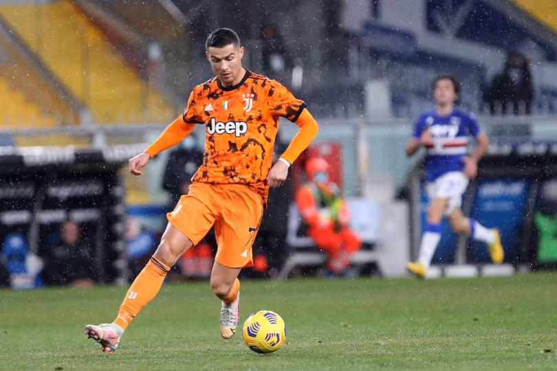 Ronaldo ghi dấu ấn trong trận thắng của Juventus