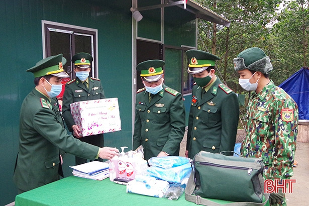 Đảm bảo 100% quân số, duy trì nghiêm tuần tra, kiểm soát trên biên giới Hà Tĩnh