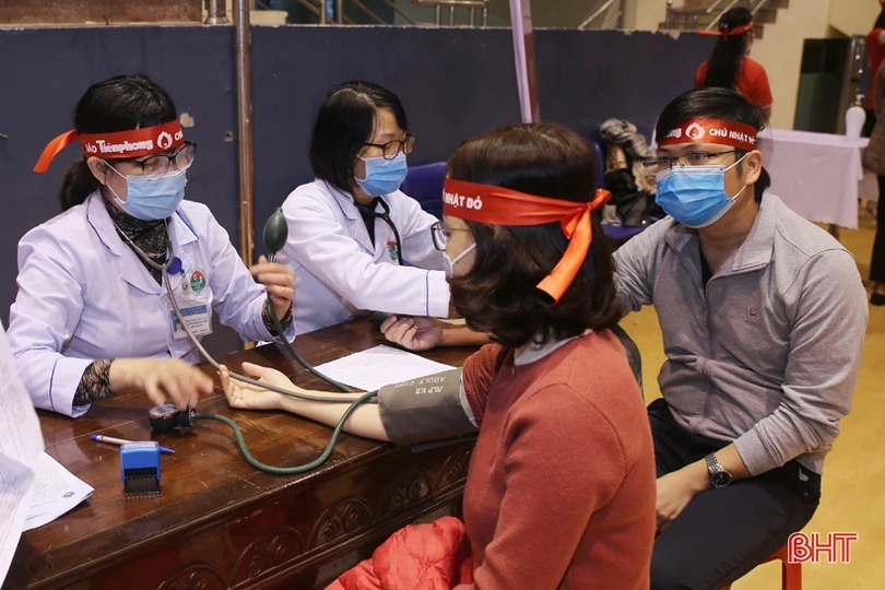 “Chủ nhật đỏ” lần thứ XIII tại Hà Tĩnh thu về 486 đơn vị máu