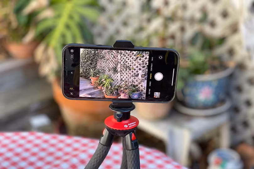 Mua smartphone chơi tết, đâu nhất thiết cứ phải cao cấp