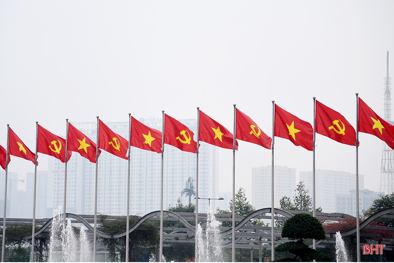 Hà Tĩnh triển khai Nghị quyết Đại hội XIII của Đảng gắn chặt với Nghị quyết Đại hội Đảng bộ tỉnh lần thứ XIX ảnh 3 Hà Tĩnh triển khai Nghị quyết Đại hội XIII của Đảng gắn chặt với Nghị quyết Đại hội Đảng bộ tỉnh lần thứ XIX