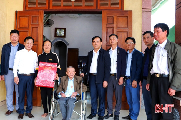 Vũ Quang tổ chức nhiều hoạt động ý nghĩa mừng Đảng, mừng xuân