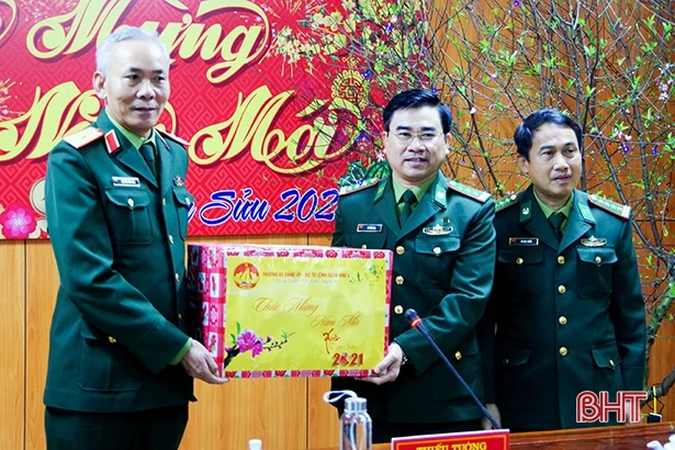 Các đơn vị lực lượng vũ trang ở Hà Tĩnh thực hiện nghiêm trực sẵn sàng chiến đấu