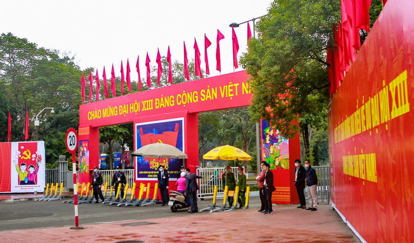 Thắt chặt an ninh để đảm bảo an toàn cho Đại hội XIII của Đảng