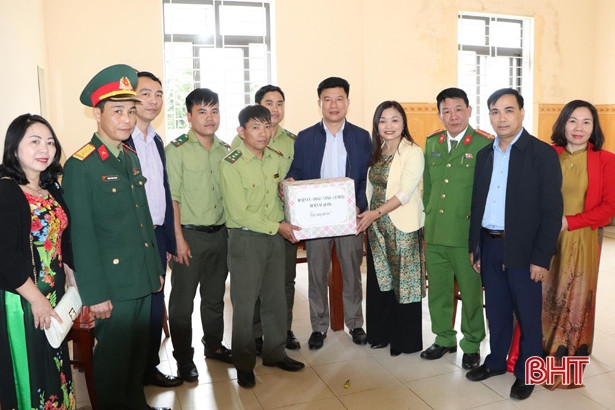 Vũ Quang tổ chức nhiều hoạt động ý nghĩa mừng Đảng, mừng xuân