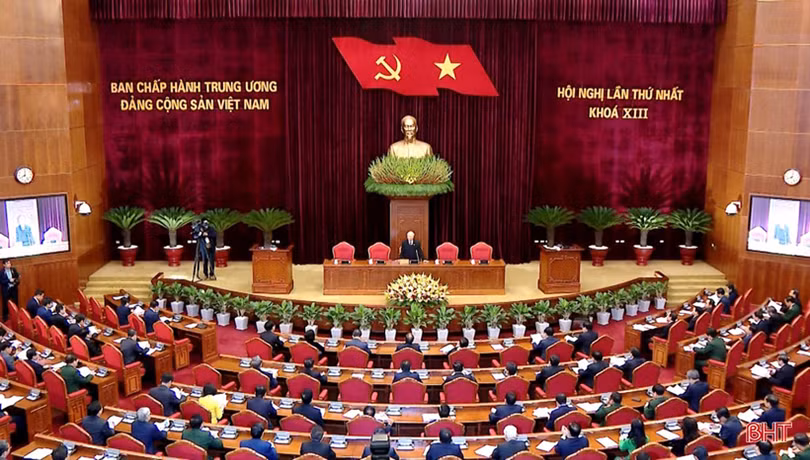 Danh sách Bộ Chính trị, Ban Bí thư và Ủy ban Kiểm tra Trung ương khóa XIII