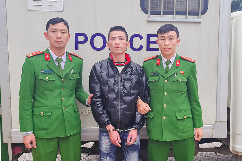 Khởi tố đối tượng đưa 285 viên hồng phiến vào quán karaoke