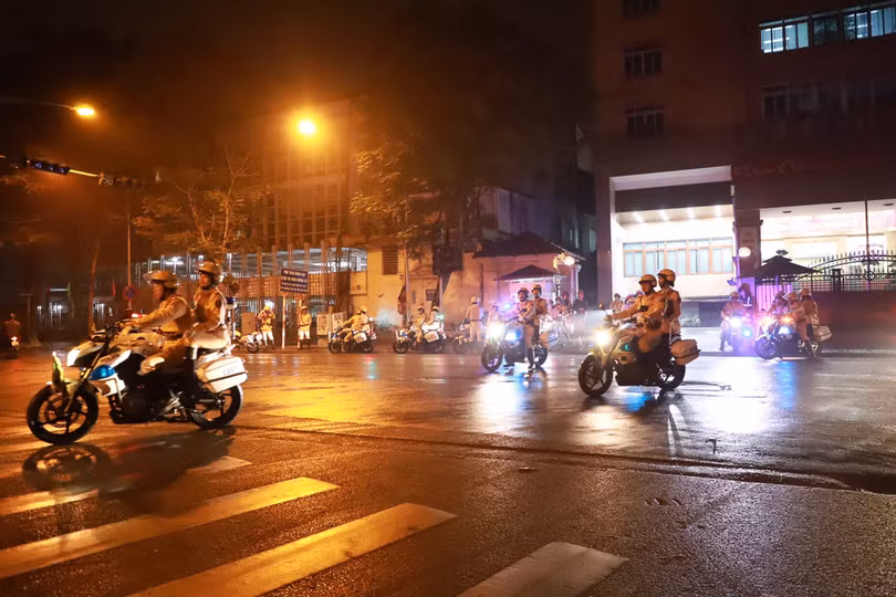 Thắt chặt an ninh để đảm bảo an toàn cho Đại hội XIII của Đảng