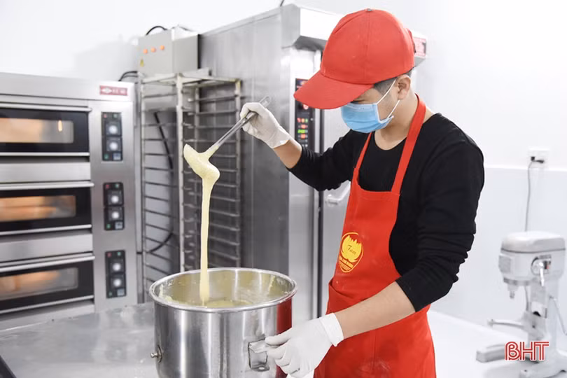 Người “thổi” hương vị đồng quê vào bánh vừng đạt chuẩn OCOP 3 sao