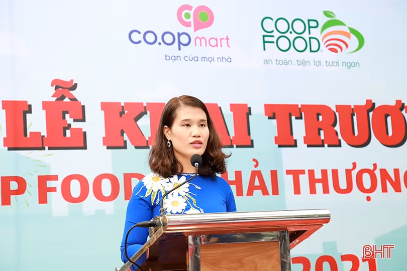 Khai trương cửa hàng thực phẩm Co.op Food đầu tiên tại Hà Tĩnh