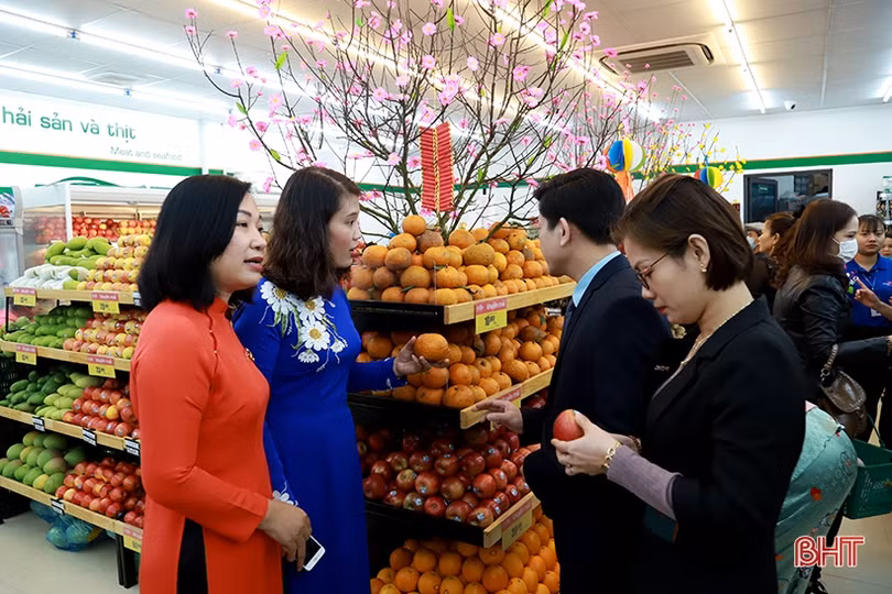 Khai trương cửa hàng thực phẩm Co.op Food đầu tiên tại Hà Tĩnh