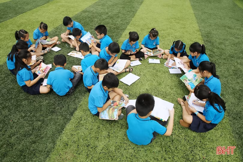 Học sinh Trường Albert Einstein Hà Tĩnh vui “Ngày hội đọc sách”