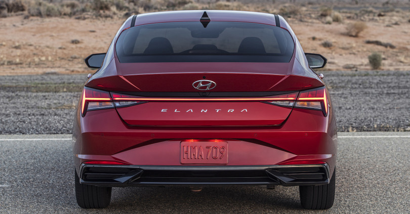 Hyundai Elantra 2021 sắp được ra mắt tại Malaysia