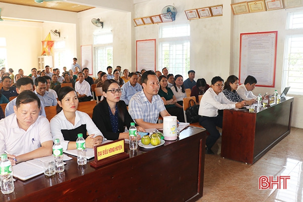 Cử tri kiến nghị các vấn đề về hạ tầng, giải pháp tiêu thoát lũ ảnh 6 Cử tri kiến nghị các vấn đề về hạ tầng, giải pháp tiêu thoát lũ