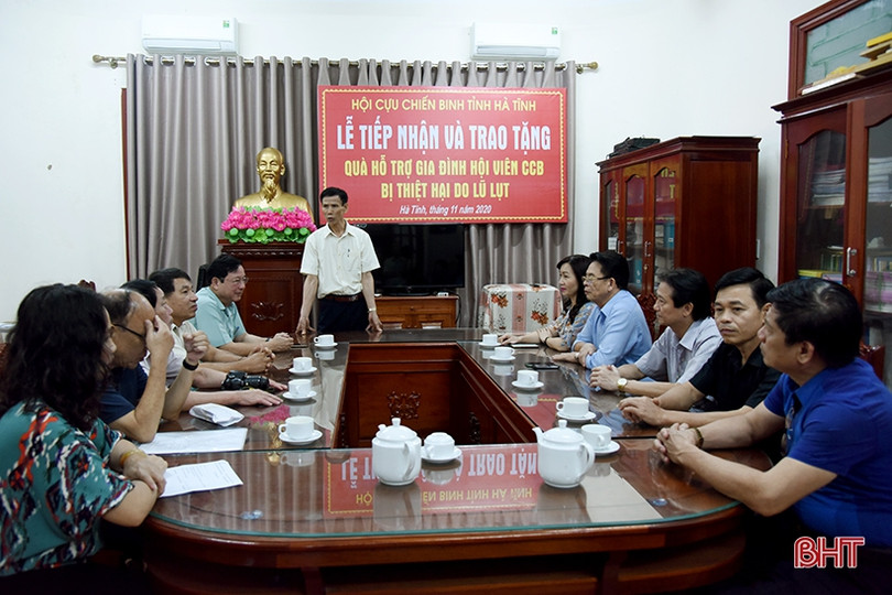 Nhiều tổ chức tiếp tục hỗ trợ người dân vùng lũ Hà Tĩnh