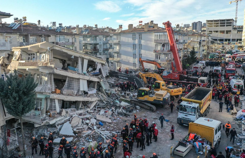 chùm ảnh ấn tượng về thiên tai ảnh 9 Cảnh mưa lũ Việt Nam trong chùm ảnh thiên tai 2020